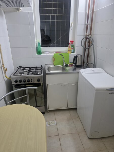 Universitate, Sala Palatului, Ion Campineanu