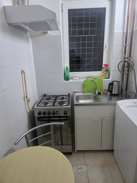 Universitate, Sala Palatului, Ion Campineanu